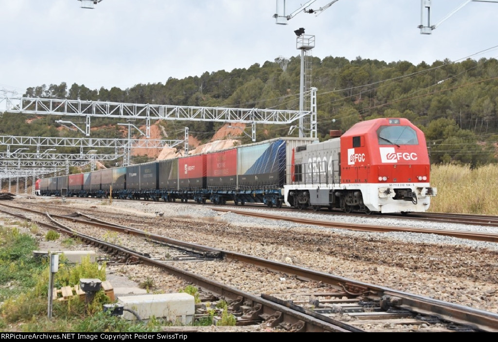 Ferrocarrils de la Generalitat de Catalunya FGC 310 104